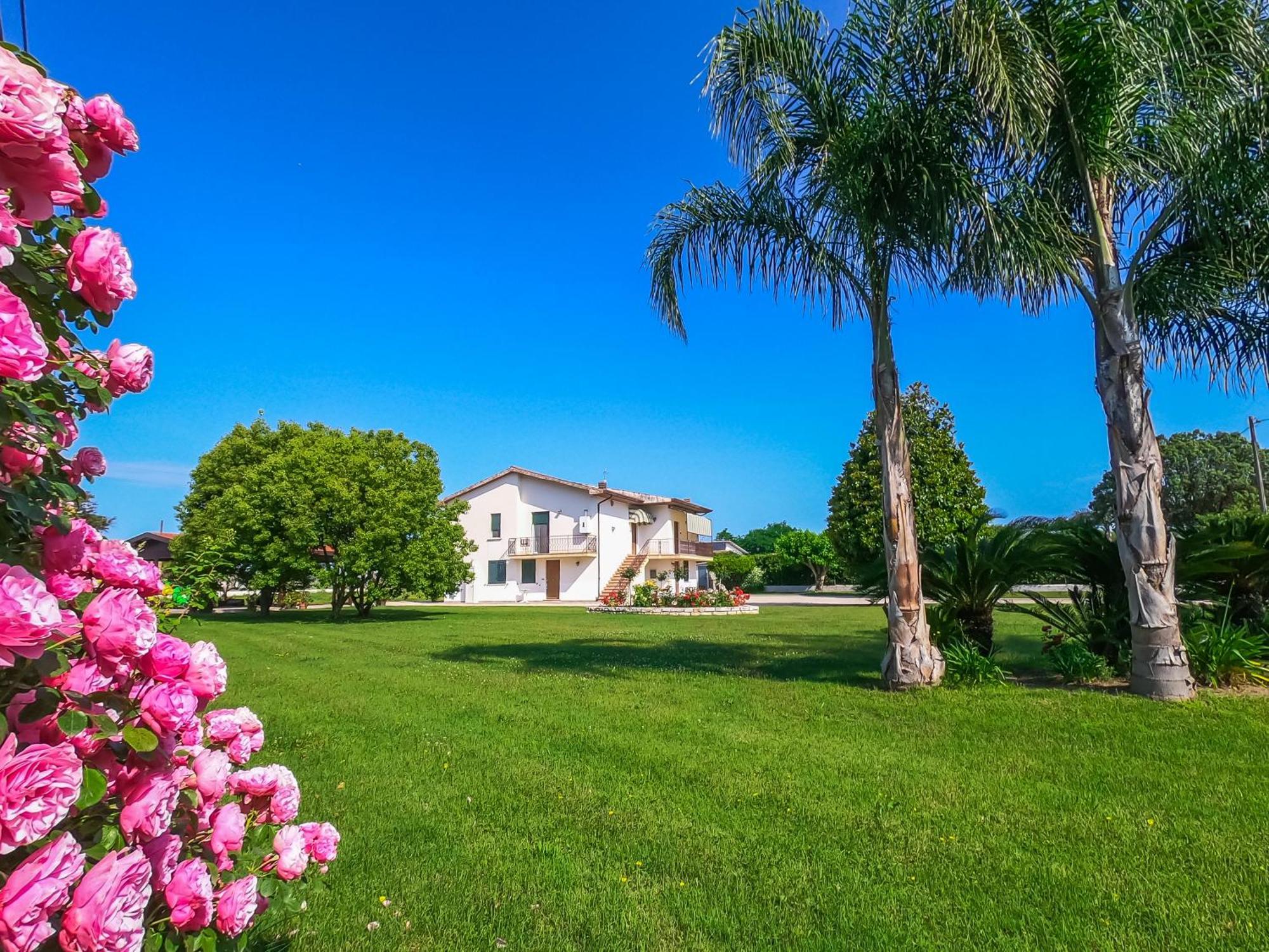 Agriturismo Le Radici Apartment Borgo Montenero Exterior photo